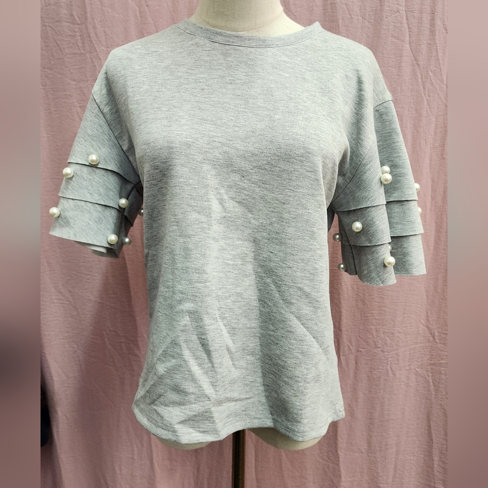 WHY Dress Short Sleeve Oversized Pearl Tiered Scuba Jersey T-Shirt - Picture 2 of 9